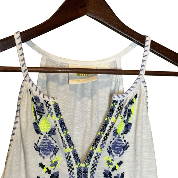 Anthropologie Maeve Neela Embroidered Tank Top XS White Blue Knit Pullover - Picture 2 of 10